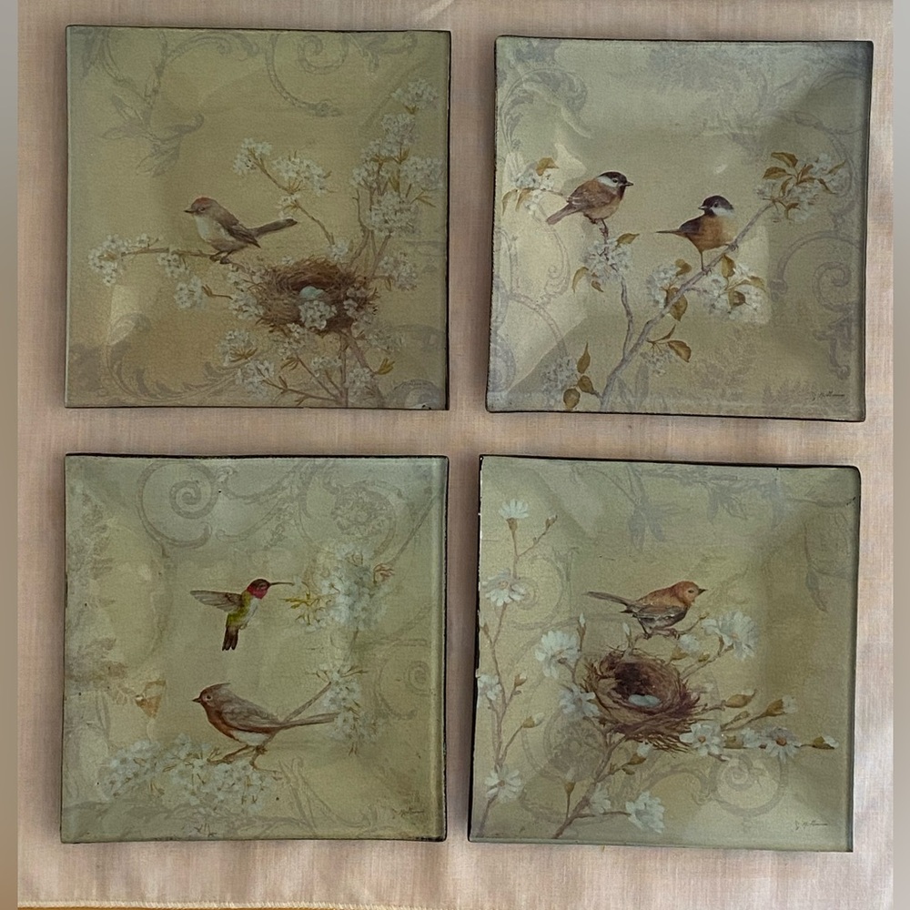 JILL SCHULZ MCGANNON CNI DESIGN BY ART IN MOTION ART GLASS PLATES